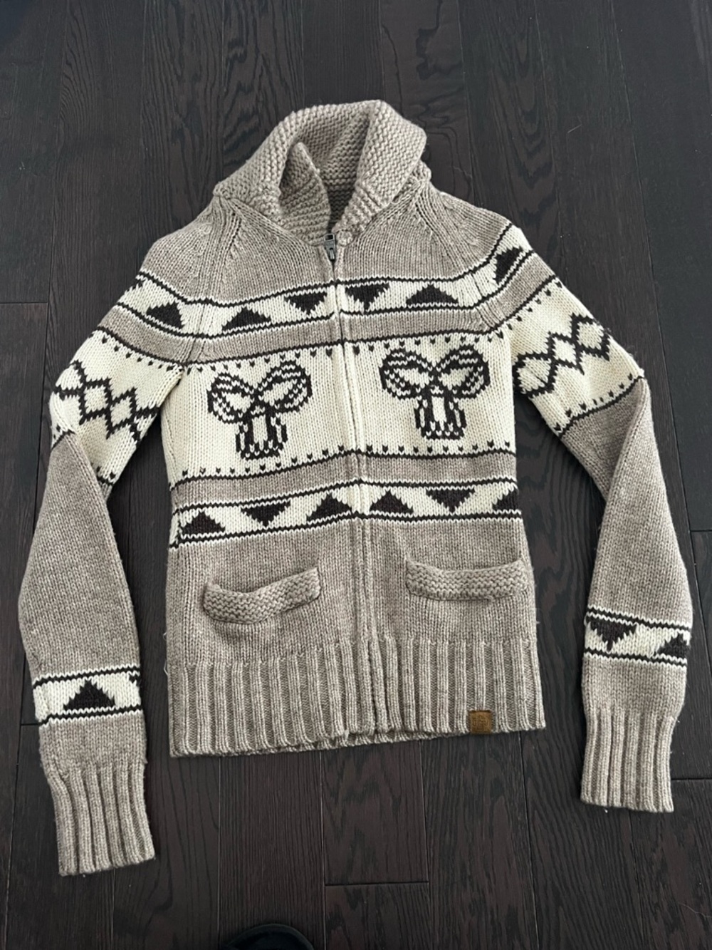 Aritzia TNA cabin sweater